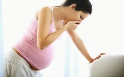 Почему возникает токсикоз во время беременности