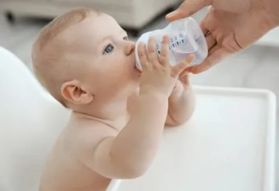Можно ли давать новорожденному воду