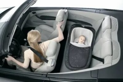 Можно ли перевозить ребенка в машине на руках