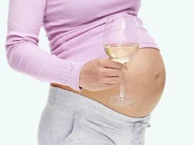 Можно ли пить безалкогольное вино во время беременности